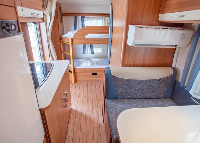 Armenistis Camping & Bungalows